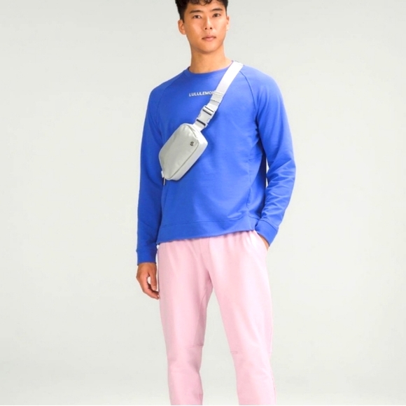 LULULEMON SILVER GREY BELT BAG NWT 🏷✨️ - Picture 7 of 8